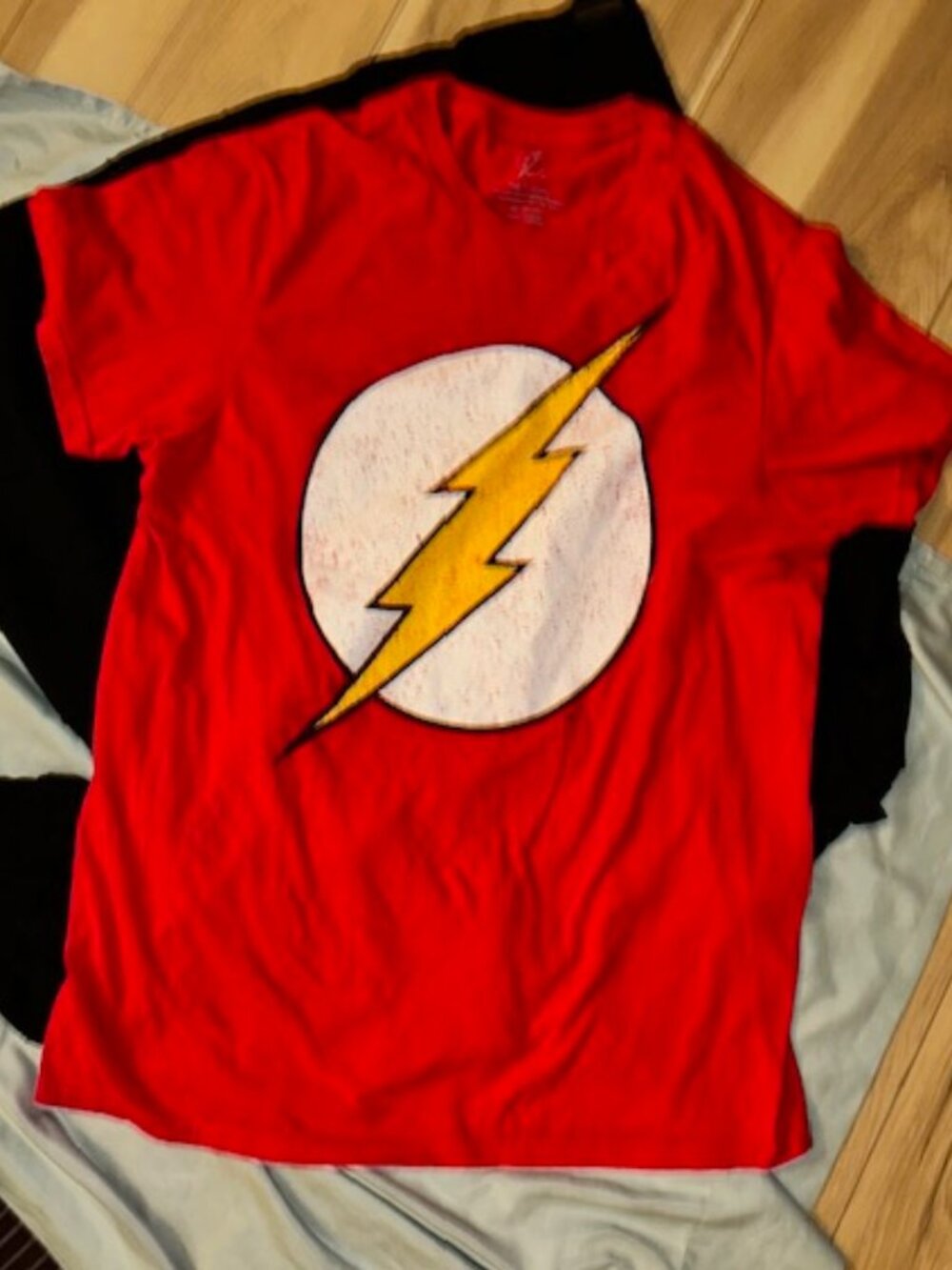 Flash red graphic sheldon  big bang red tee size medium top tee shirt mens